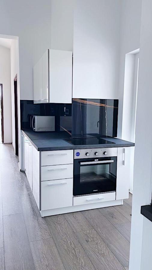 Apartmani Marin เมดูลิน ภายนอก รูปภาพ